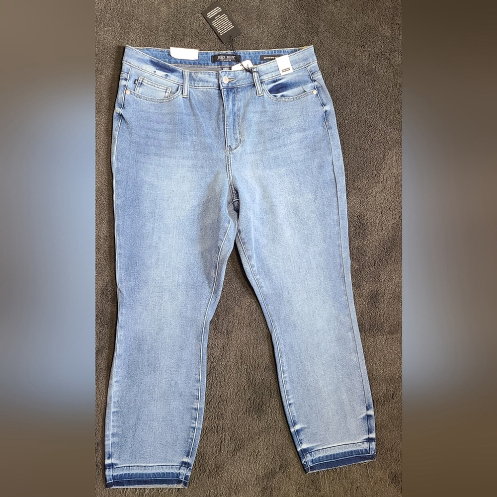 Judy Blue High Waist Boyfriend Jeans Thermadenim Undone Hem Womens size 15/32β - Picture 10 of 16